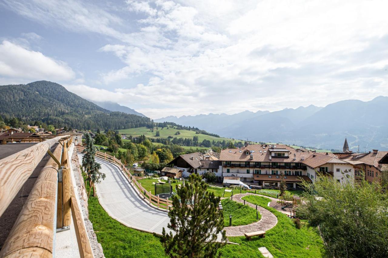 Hotel Alpino Varena Exterior foto